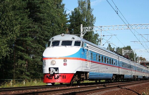 Электропоезд ЭР200