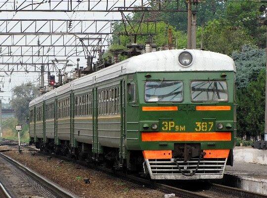 Электропоезд ЭР9М